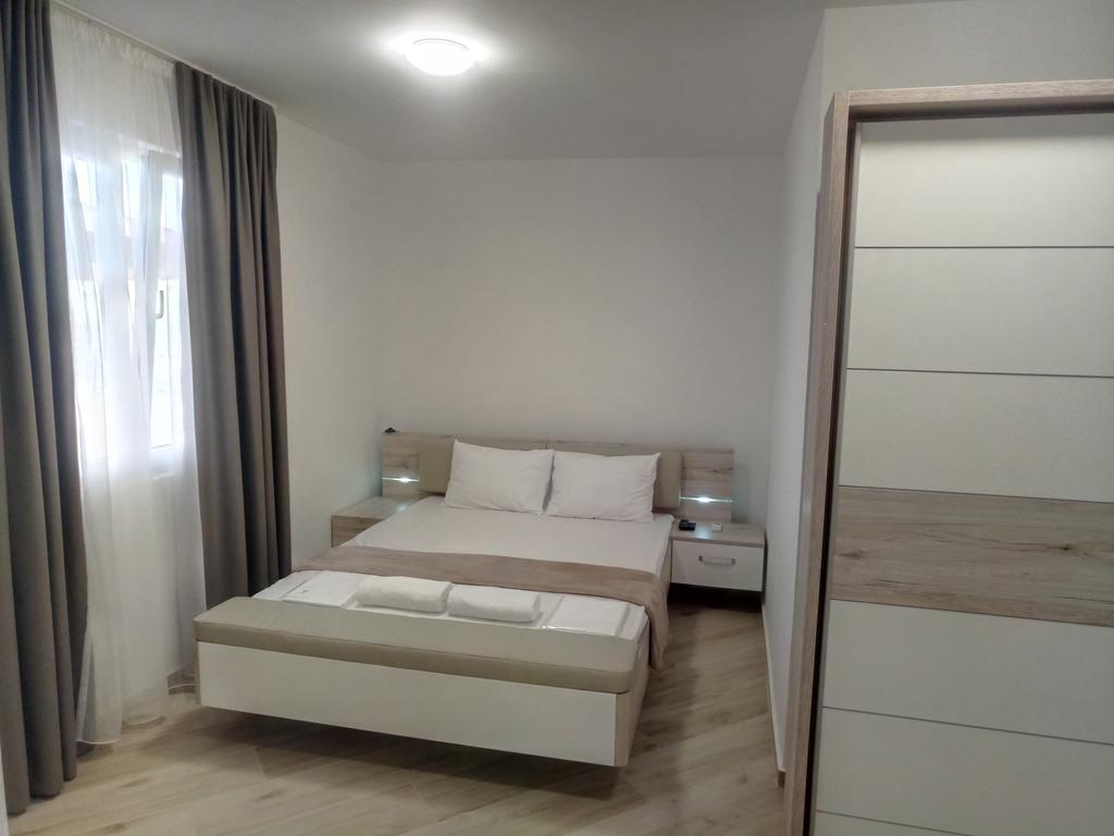 Image of House - 4 Bedrooms - 5 Bathrooms for Sale in Bar-Susanj-Montenegro, Image 4